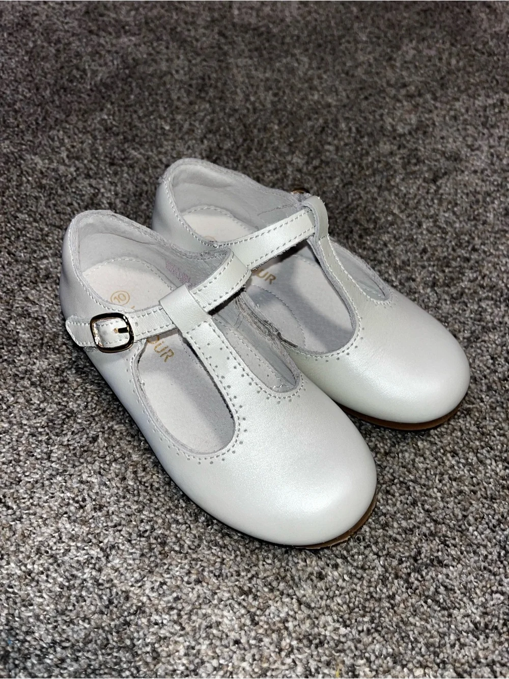Lamour white dress school shoes girls 10c euc